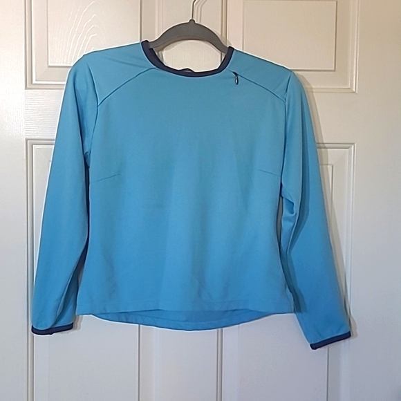 Nike Tops - Nike long sleeve athletic top